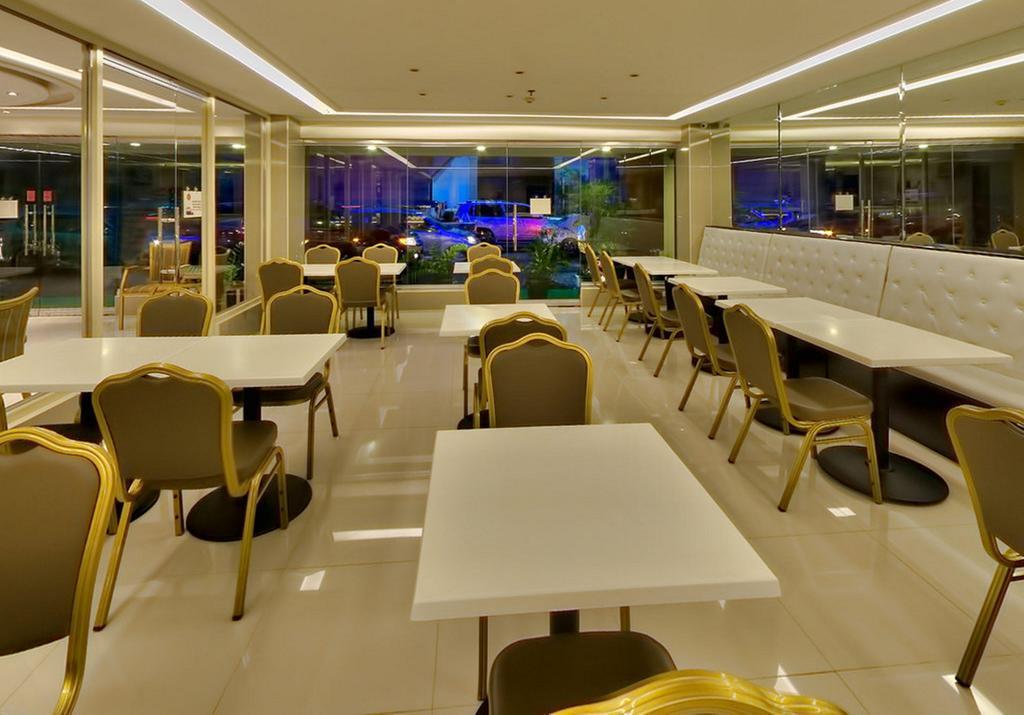 D Circle Hotel Μανίλα Εξωτερικό φωτογραφία