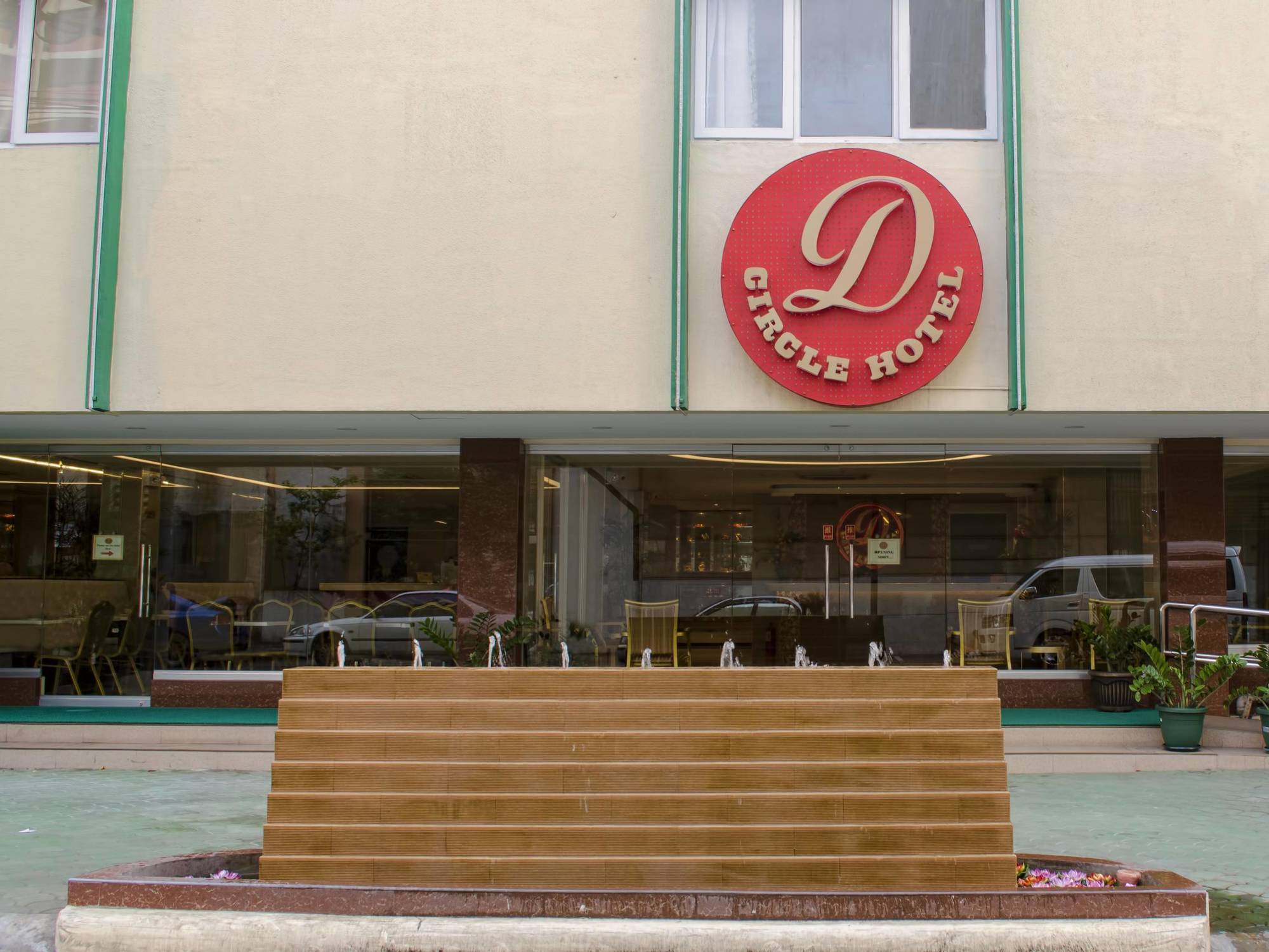 D Circle Hotel Μανίλα Εξωτερικό φωτογραφία