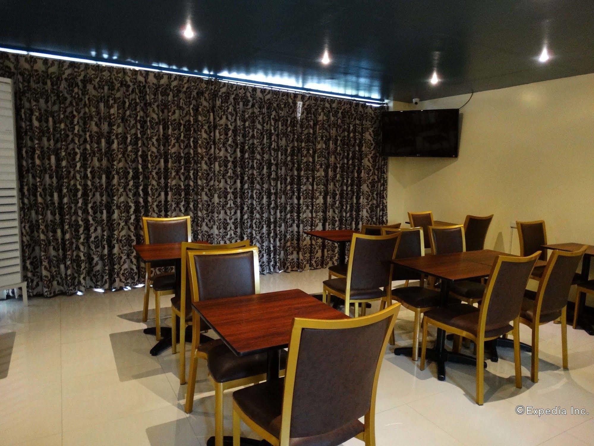 D Circle Hotel Μανίλα Εξωτερικό φωτογραφία