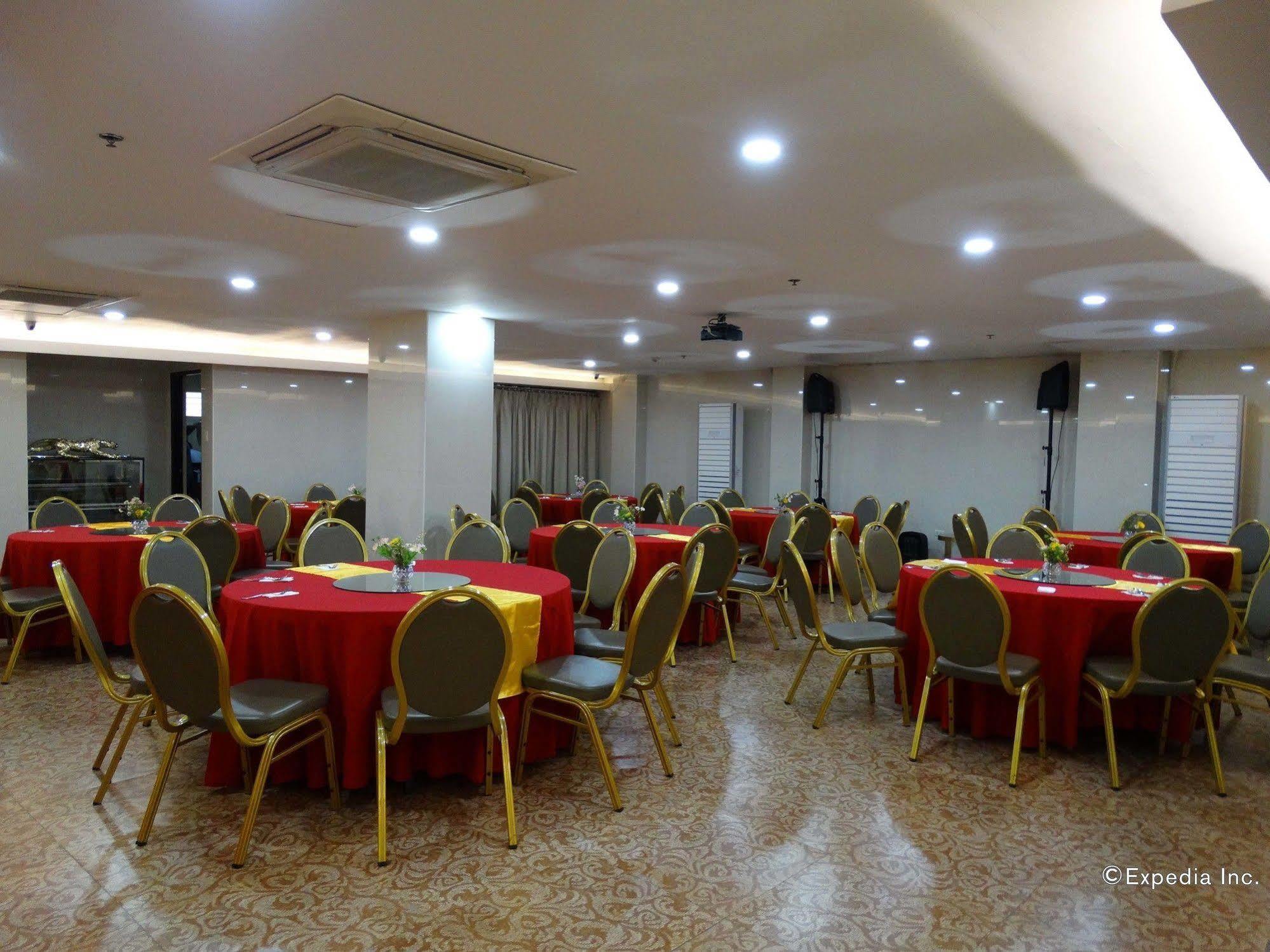 D Circle Hotel Μανίλα Εξωτερικό φωτογραφία