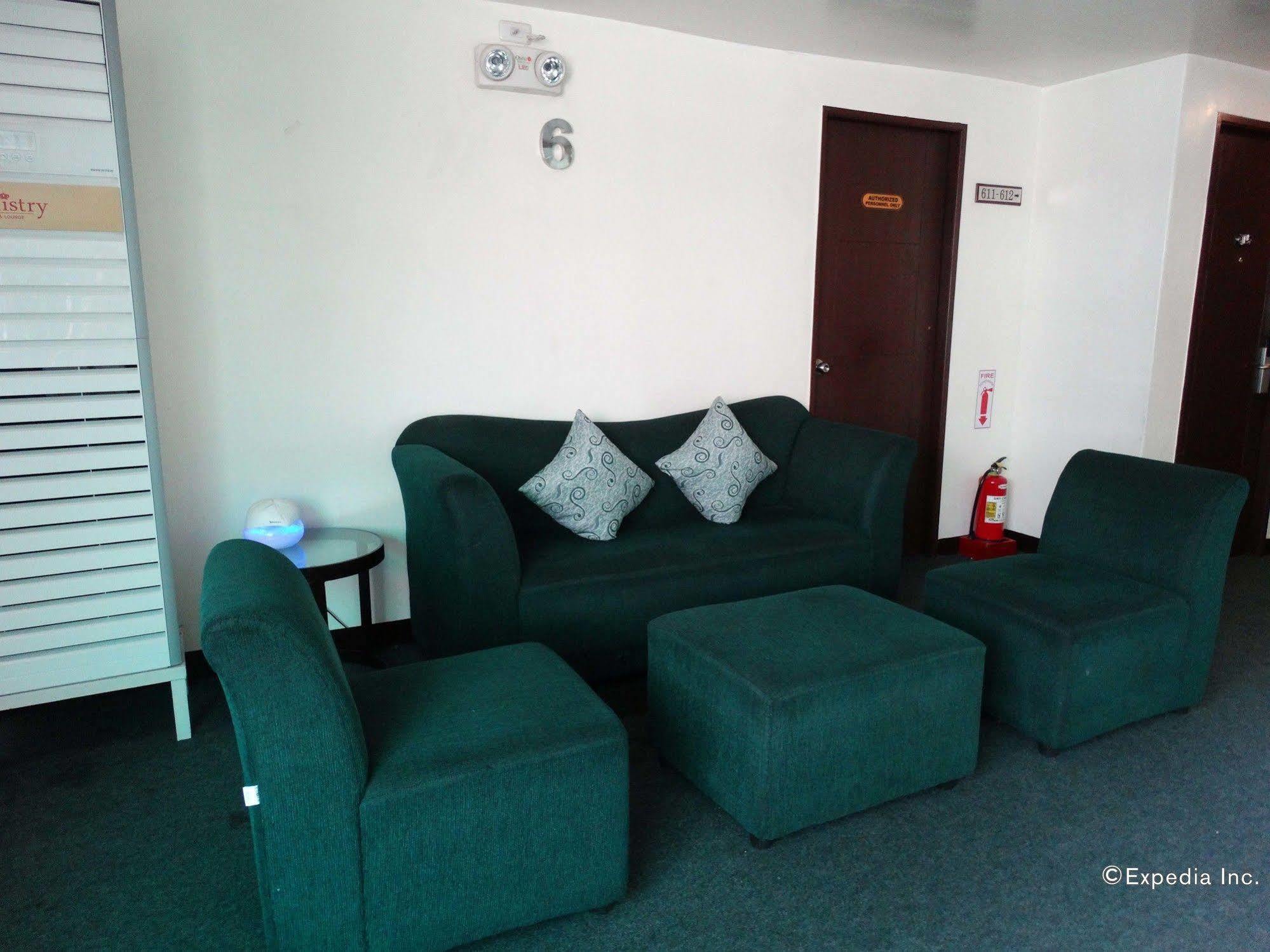 D Circle Hotel Μανίλα Εξωτερικό φωτογραφία