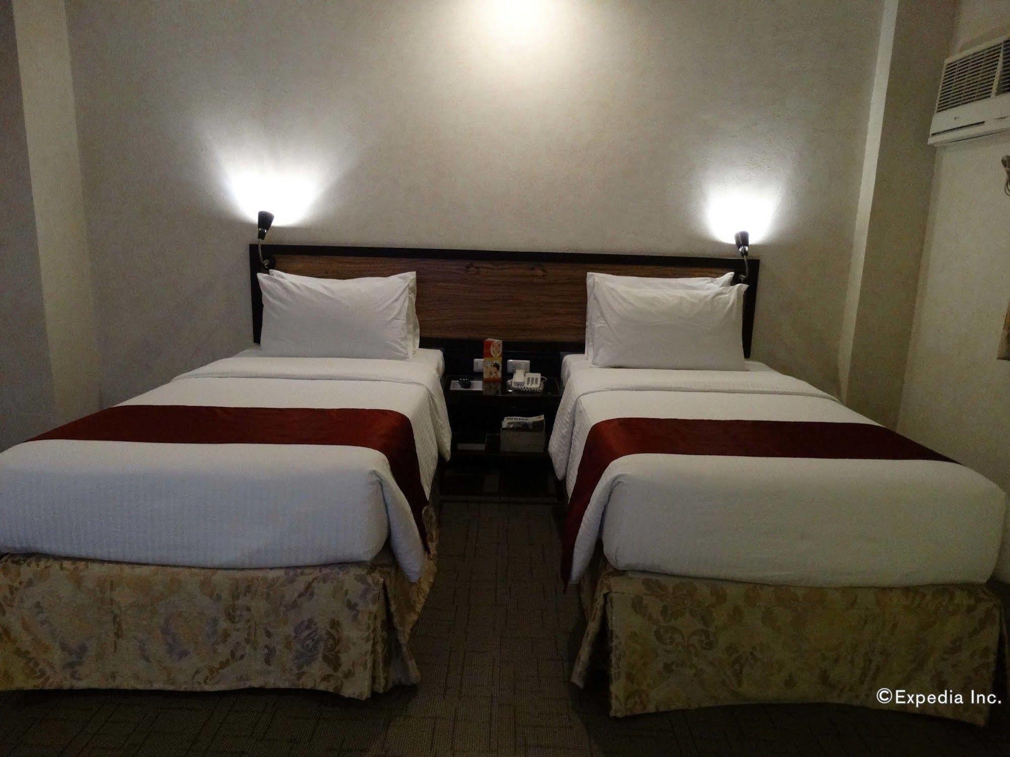 D Circle Hotel Μανίλα Εξωτερικό φωτογραφία
