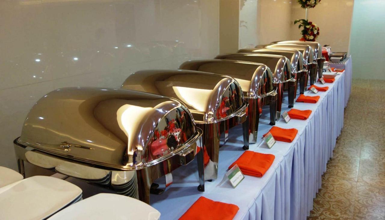 D Circle Hotel Μανίλα Εξωτερικό φωτογραφία